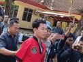 Agus Difabel Tersangka Pelecehan Seksual Menangis Saat Dibawa ke Lapas