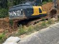 Pasca Amblasny Jalan Penghubung , Pihak Perusahaan kini Tengah Memperbaiki