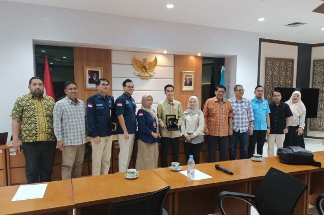 Tindaklanjuti Hasil Audiensi Bersama Asosiasi Tenaga Honorer, Komisi I DPRD Jambi konsultasi ke BKN