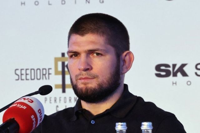 Khabib Nurmagomedov Diusir dari Pesawat Frontier Airlines, Apa yang Terjadi?