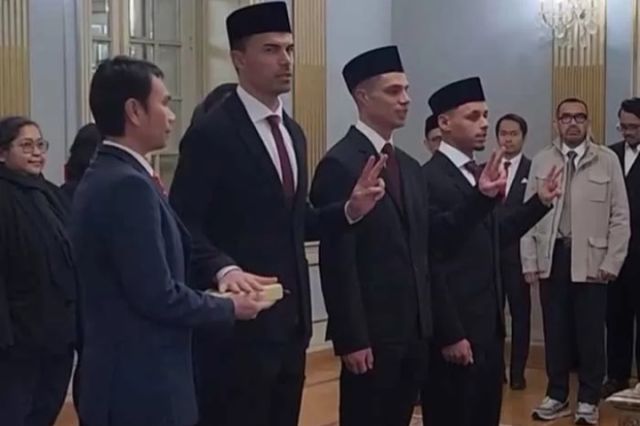 Tiga Pemain Keturunan Resmi Jadi WNI, Timnas Indonesia Bersiap Makin Tangguh di Kualifikasi Piala Dunia 2026