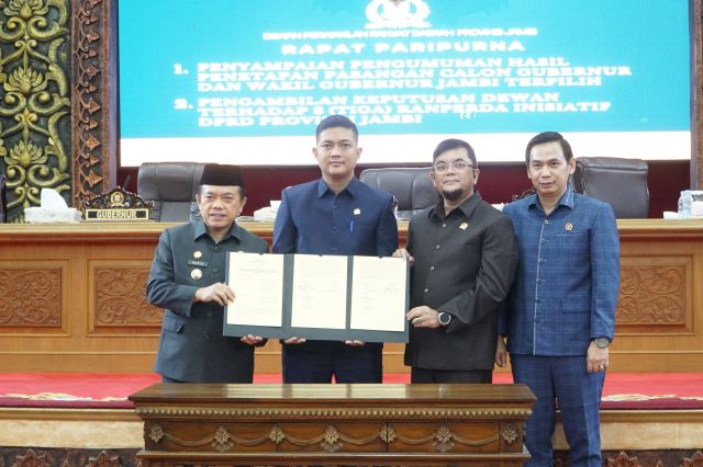 DPRD Provinsi Jambi Setujui Tiga Ranperda Jadi Perda