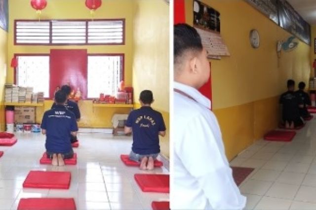 Narapidana Lapas Kelas IIA Jambi Laksanakan Ibadah di Vihara Suddhavassa dengan Khusyuk